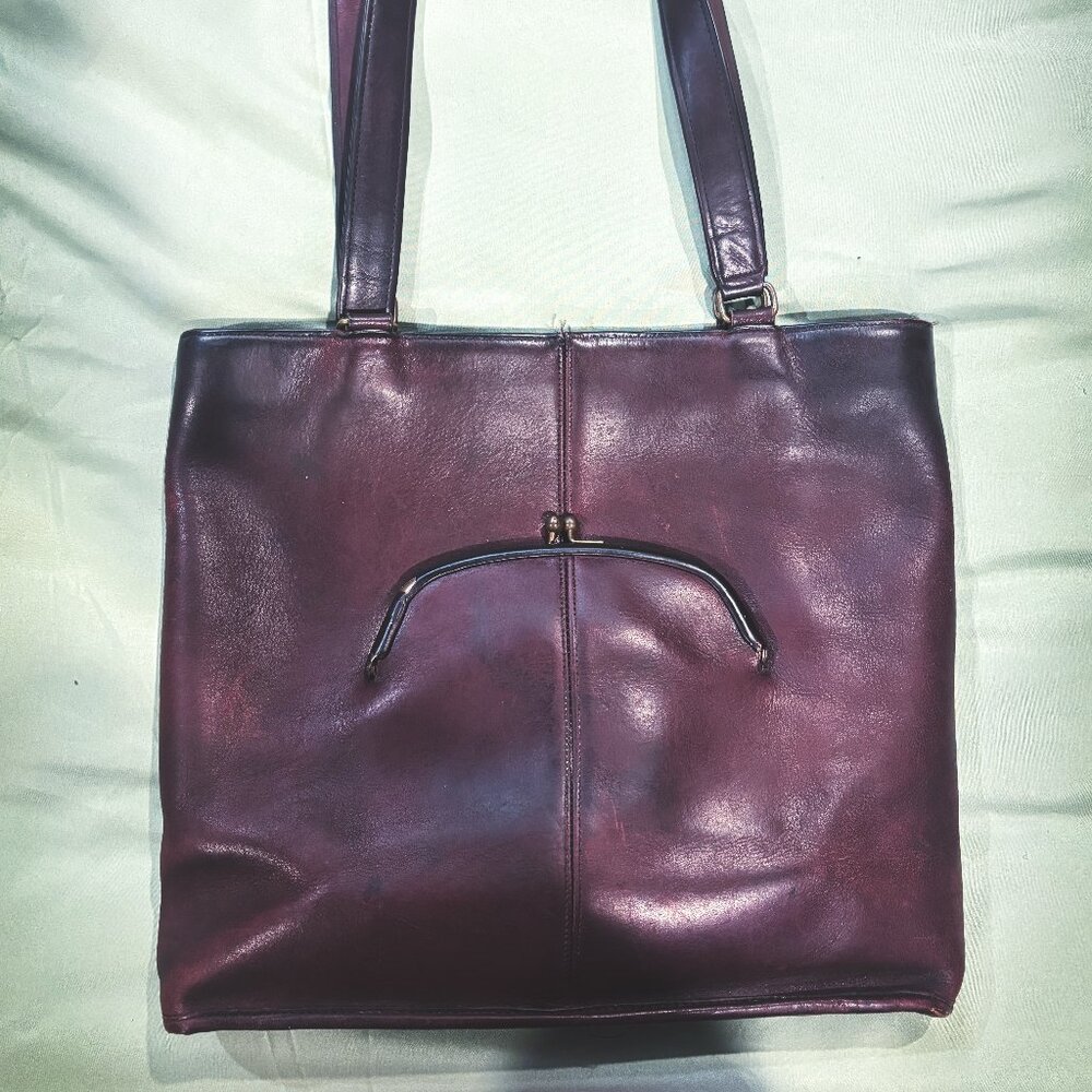 Collectible Coach Bonnie Cashin Kisslock Tote